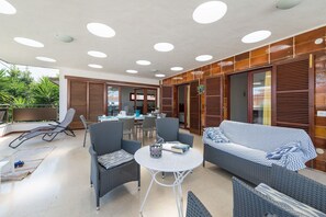 Outdoor dining - Elianto - House In Can Picafort. Free Wifi (Ca'n Picafort, Illes Balears)