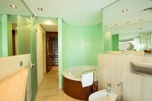 Douche, bidet