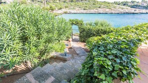 Property grounds - Es Mirador - House In Cala Anguila-cala Mendia (Cala Mandia, Illes Balears)