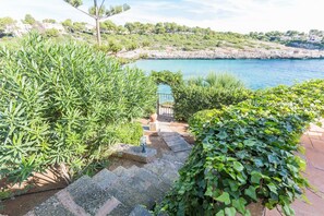 Property grounds - Es Mirador - House In Cala Anguila-cala Mendia (Cala Mandia, Illes Balears)