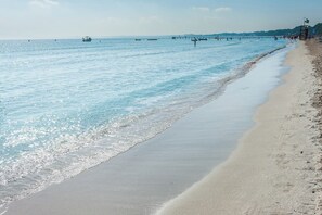 Beach nearby, sun loungers