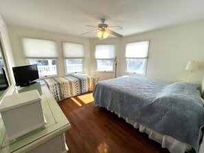 4 dormitoris, planxa i posts de planxar i Internet