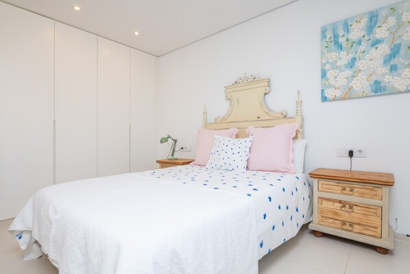 3 bedrooms