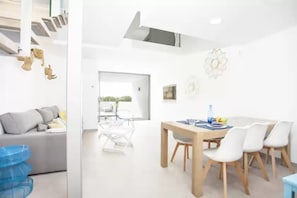 Dining - S'aigua 5 - Villa With Private Pool In S'illot (S'illot, Illes Balears)