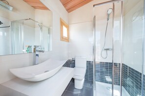 Regadera y bidet 
