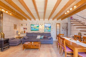 Living area - Can Gelat - Villa With Private Pool In Costitx (Costitx, Illes Balears)