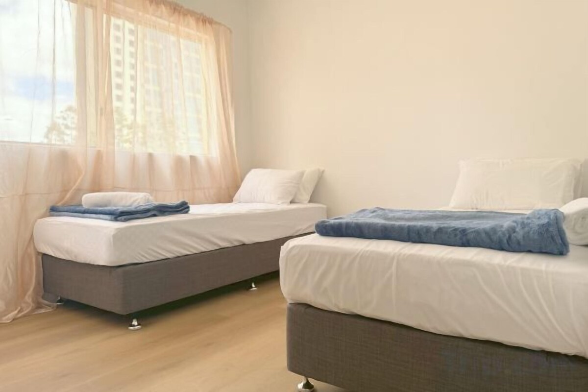 Standard 2 Single Bed