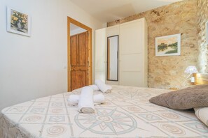 2 bedrooms - Cas Ciutada - Country House With Private Pool (Inca, Illes Balears)