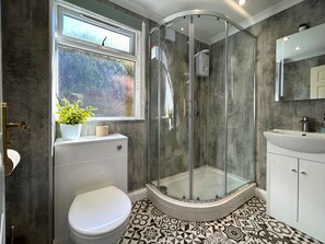Shower, towels