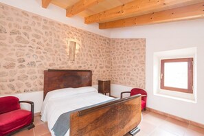4 bedrooms - Can Raia - House In Sóller. Free Wifi (Sóller, Illes Balears)