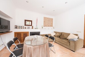 Living area - Can Raia - House In Sóller. Free Wifi (Sóller, Illes Balears)