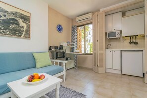 Living area - Encinas 1 - Apartment In Port De Pollença (Port De Pollença, Illes Balears)
