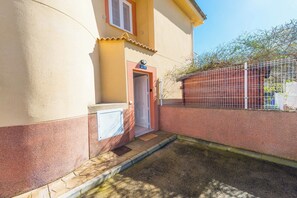 Exterior detail - Villa Rosa - House In Platja D'alcúdia. Free Wifi (Puerto De Alcudia, Illes Balears)