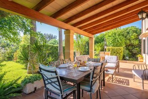 Outdoor dining - Can Boi Den Cifre - Country House With Free Wifi (Pollensa, Illes Balears)