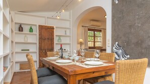 Unclassified image, 4 of 29, button - Tres Mares - House In Cala Millor. Free Wifi (, Illes Balears)
