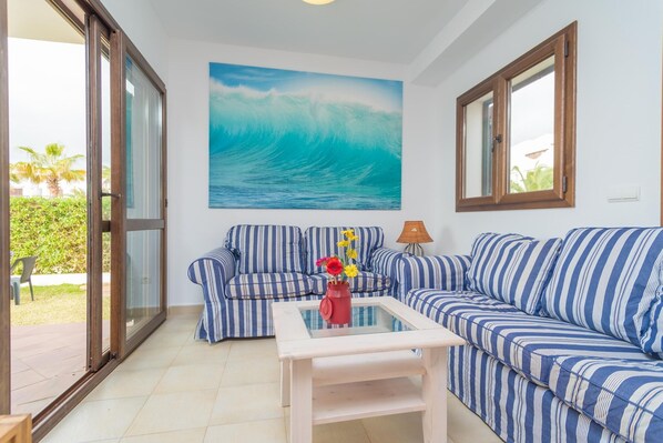 TV - Marina D'or Iv Casa 5 - House In Cala D'or (Cala D'or, Illes Balears)