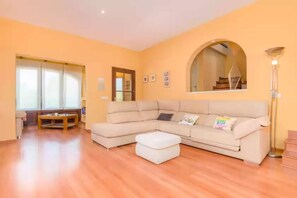 Living area - Rudy - House In Son Serra De Marina. Free Wifi (Son Serra De Marina, Illes Balears)