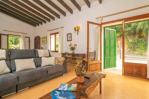 Living area - Casa Miranda - Country House In Valldemossa (Valldemossa, Illes Balears)