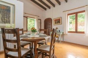Dining - Casa Miranda - Country House In Valldemossa (Valldemossa, Illes Balears)
