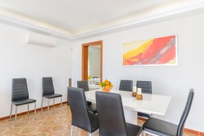 Dining - Can Rosito - House In S'illot-cala Morlanda (Cala Morlanda (manacor), Illes Balears)