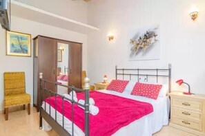 2 bedrooms