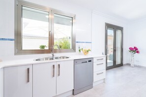 Interior - Formentera 2 - House In Can Picafort. Free Wifi (Can Picafort, Illes Balears)