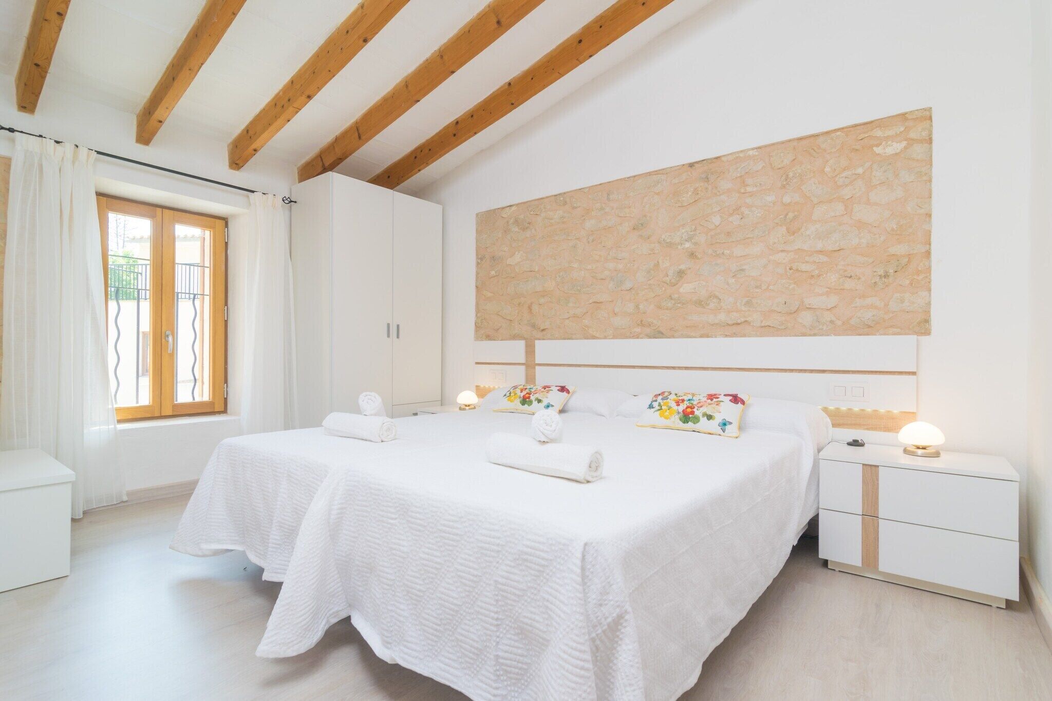 5 bedrooms