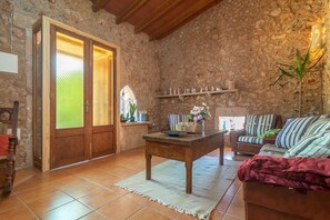 Interior - Lo Den Creus - Country House In Campos. Free Wifi (Campos, Illes Balears)