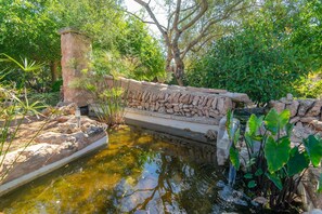 Property grounds - Lo Den Creus - Country House In Campos. Free Wifi (Campos, Illes Balears)