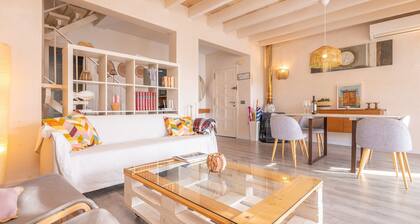 Porto Luz - Apartment In El Port. Free Wifi