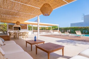 Outdoor dining - Can Tibela - Villa With Private Pool In Palmanyola (Palmanyola, Illes Balears)
