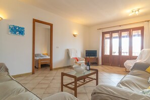 3 Schlafzimmer, Bügeleisen/Bügelbrett
