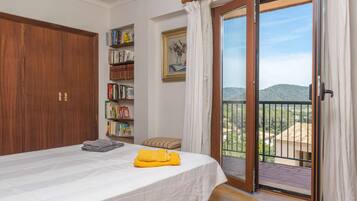 4 bedrooms