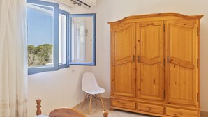 Interior - Es Lliri Blanc - Country House With Free Wifi (, Illes Balears)