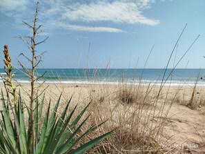 Platja a a prop 