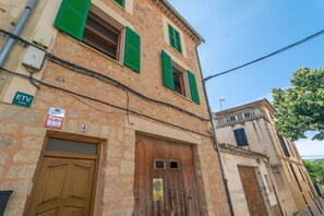 Exterior detail - Ca's Pobres - House In Sóller. Free Wifi (, Illes Balears)