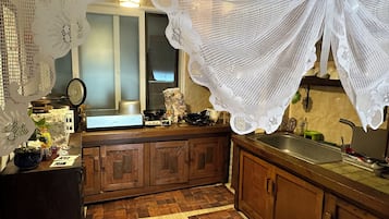 Shared kitchen facilities