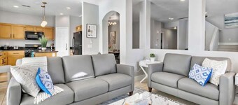 5BR Home w/ Hot Tub & Pool Table | Modern Luxury