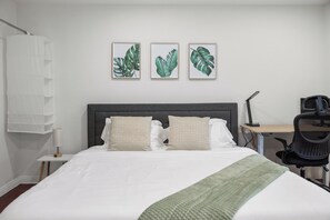 3 soverom, strykejern/-brett, reiseseng for barn og wi-fi (inkludert)