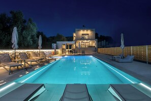 Udendørs pool