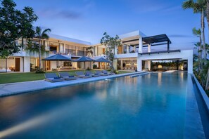 Front of property - Arita Villa Canggu by Nakula (Canggu)