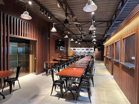 Restaurante. Kostkan House