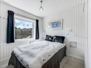 3 bedrooms, internet