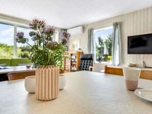 Dining - "Hermanni" -  from the sea by Interhome (Hals)