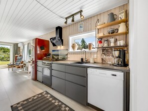 Fridge, microwave, dishwasher, cookware/dishes/utensils
