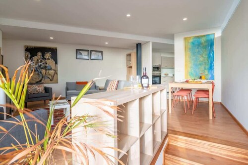 Bright House w/ D. Luís Bridge View by HostWise