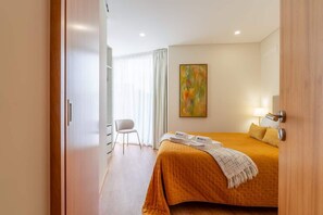 2 quartos, ferros/tábuas de passar roupa, berço de viagem, Wi-Fi