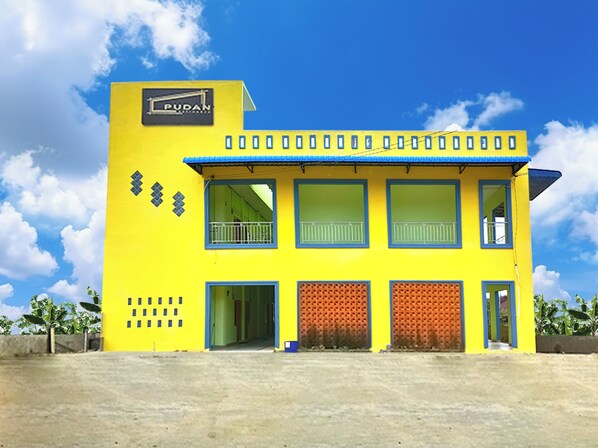 Fachada da propriedade