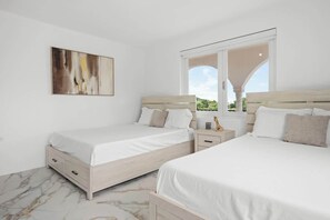 4 makuuhuonetta, silitysrauta/-lauta, vauvan matkasänky, ilmainen Wi-Fi