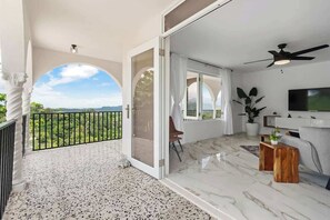 Interior - Nice Pool & BBQ  w/ Mountain Views by Otium (Carolina)